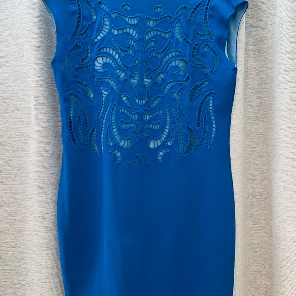 Gorgeous , light weight  shift dress by Andrew Marc - New York size 8 - Picture 2 of 11
